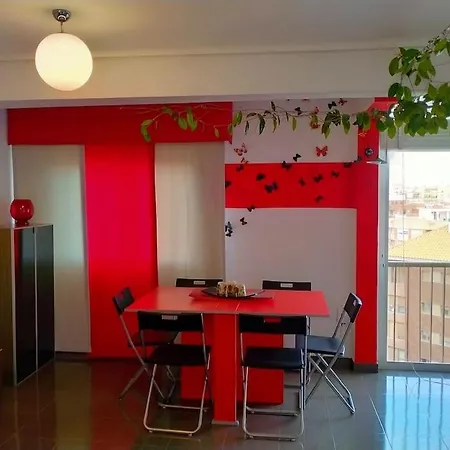 Zona Centro-parking Gratuito דירה *